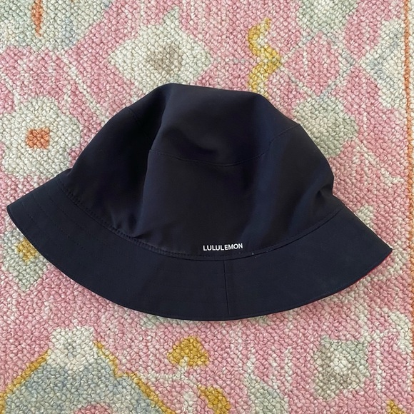 lululemon athletica Accessories - lululemon both ways reversible bucket hat